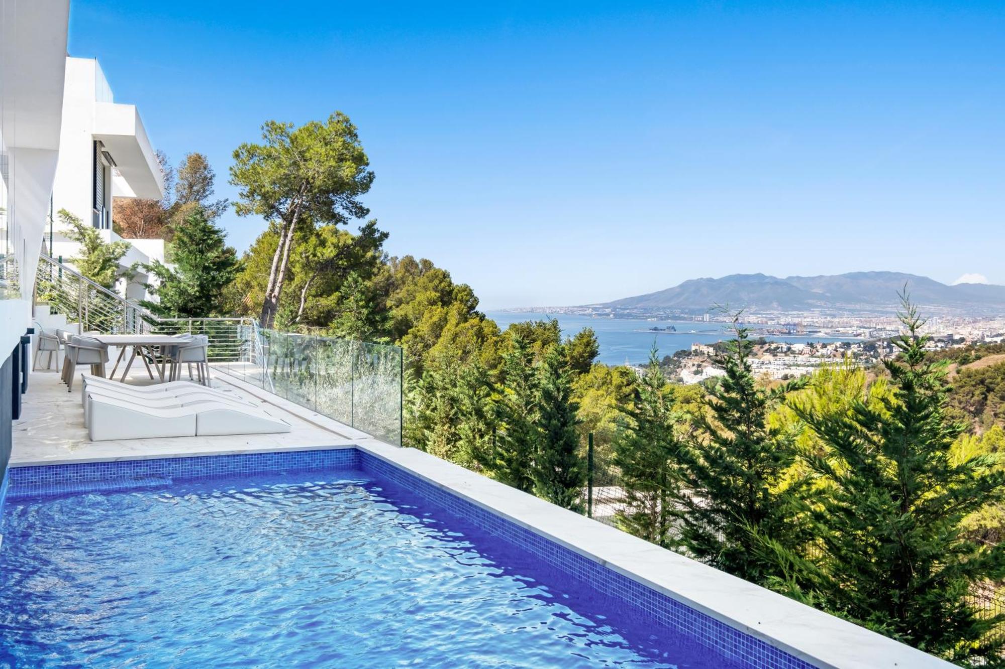 Pinares De San Anton - Sea, City, Mountain, Views Willa Malaga